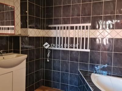 Eladó családi ház Pécs