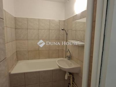 Eladó lakás Pécs