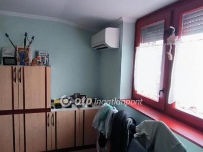 Eladó családi ház Békéscsaba