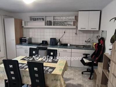 Eladó családi ház Békéscsaba