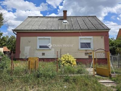 Eladó családi ház Gyömrő