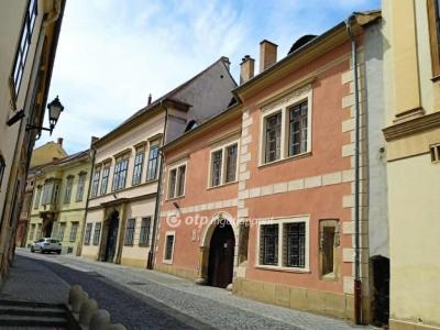 Eladó lakás Sopron