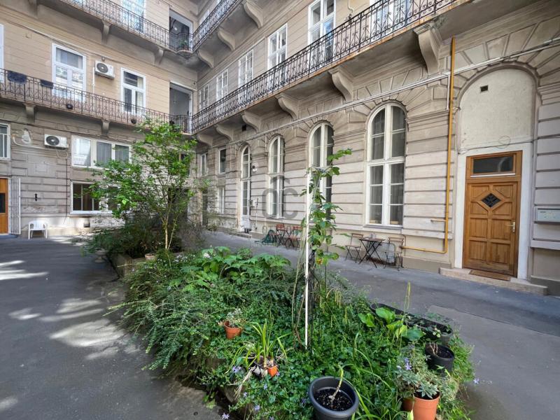 Eladó lakás Budapest