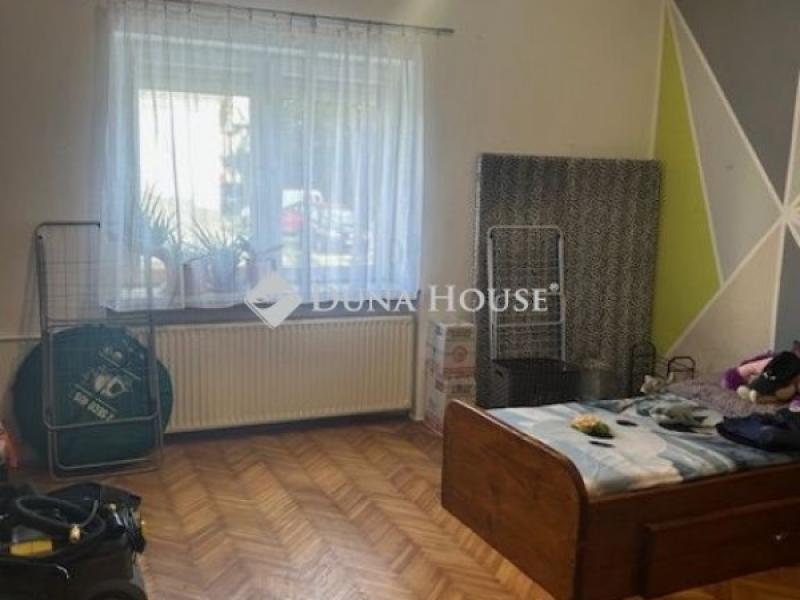 Eladó családi ház Csorna