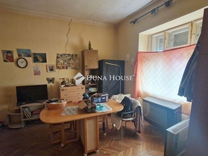 Eladó családi ház Monor