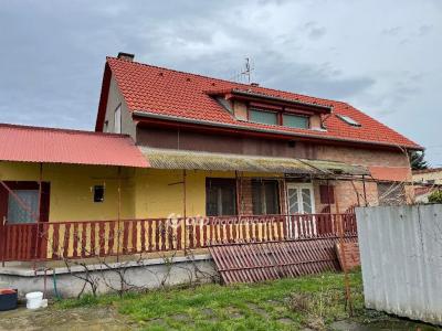 Eladó családi ház Gyula