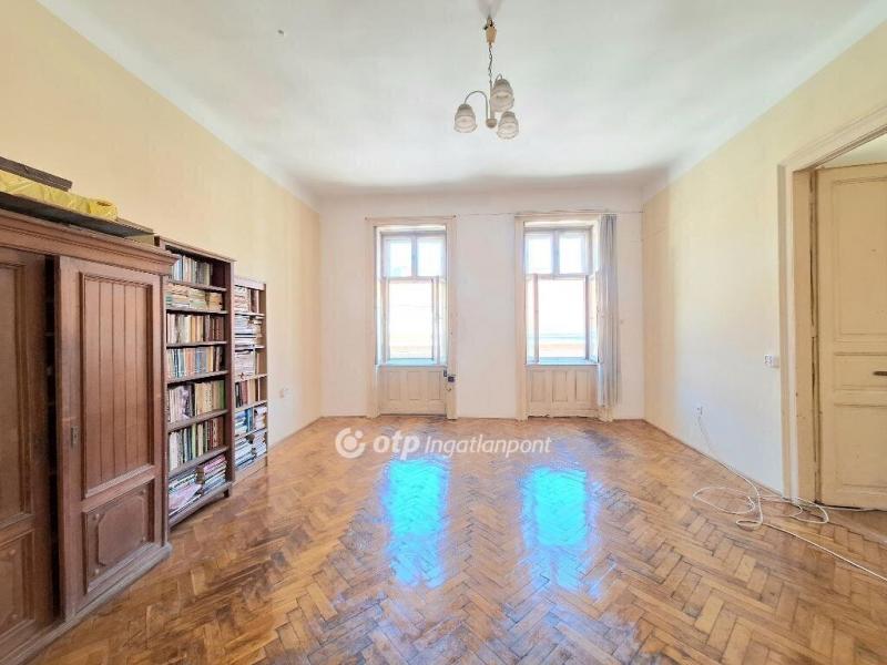 Eladó lakás Budapest