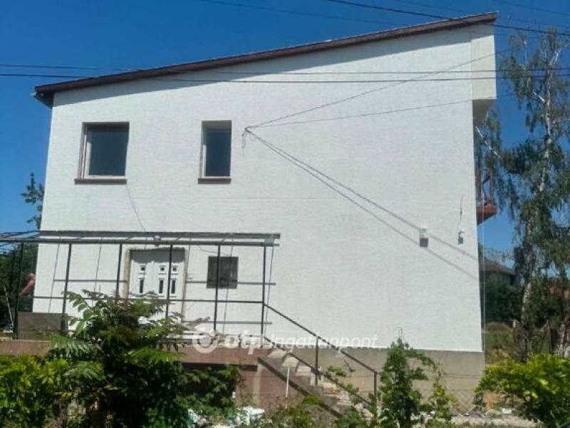 Eladó családi ház Tápiószele