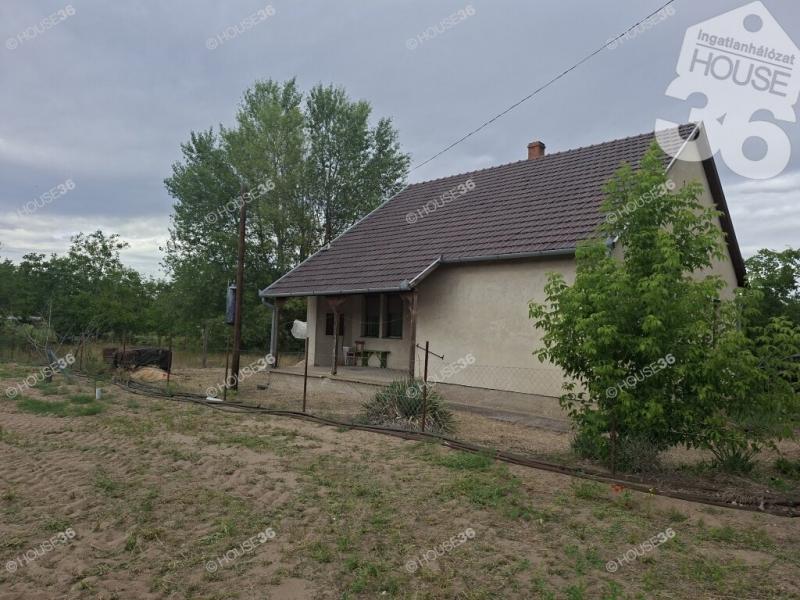 Eladó családi ház Kiskunfélegyháza