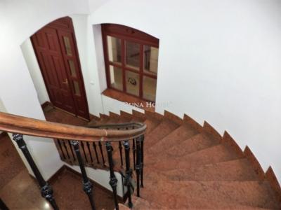 Eladó lakás Székesfehérvár
