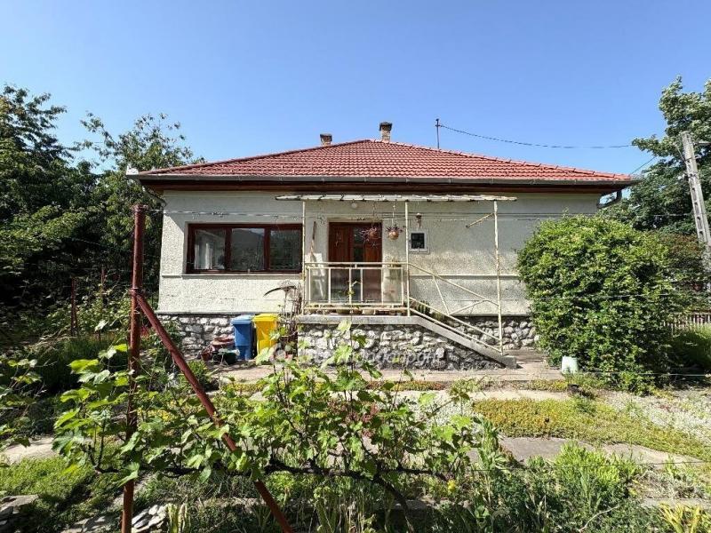 Eladó családi ház Miskolc