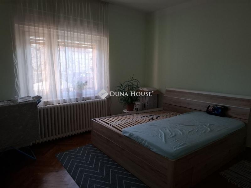 Eladó családi ház Budapest