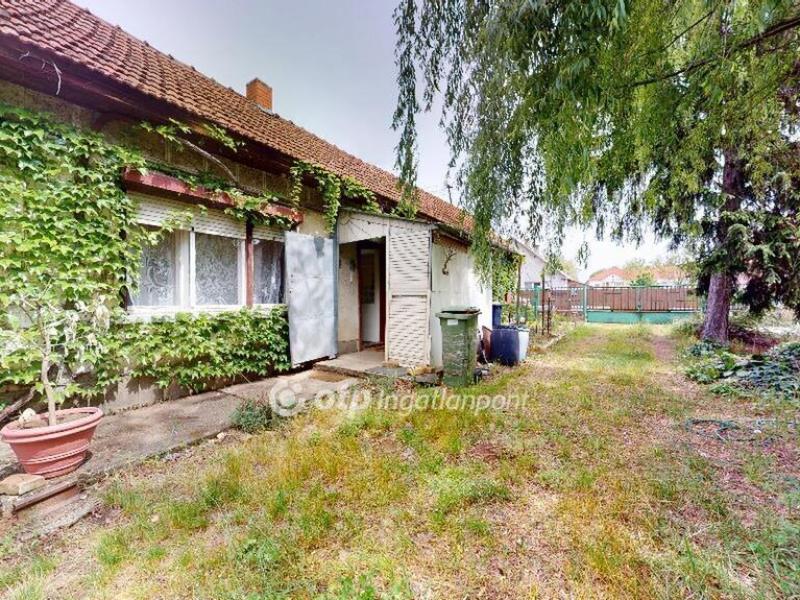 Eladó családi ház Nyírbátor