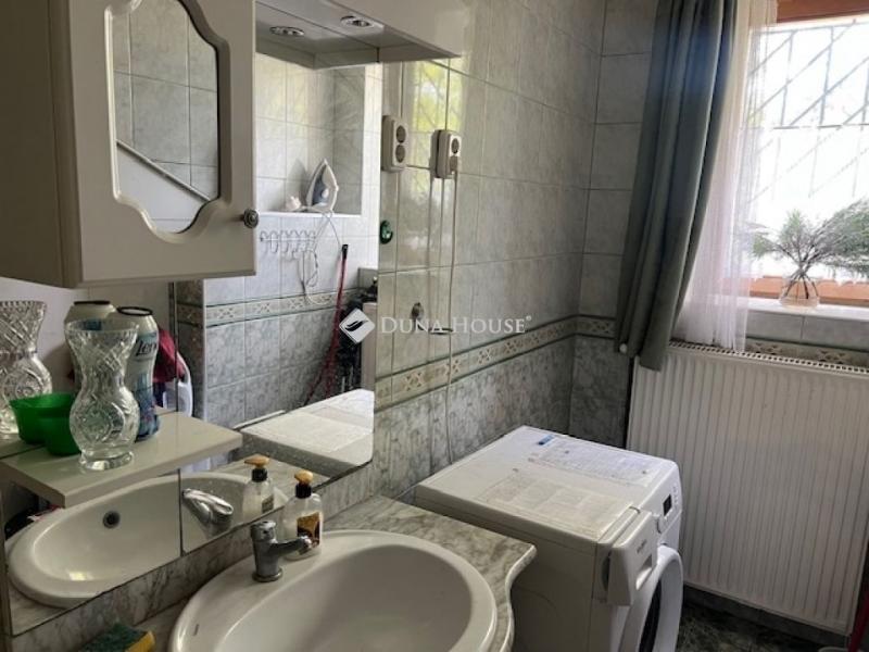 Eladó családi ház Zsámbék