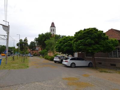 Eladó lakóövezeti telek Debrecen
