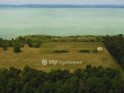 Eladó lakás Balatonföldvár