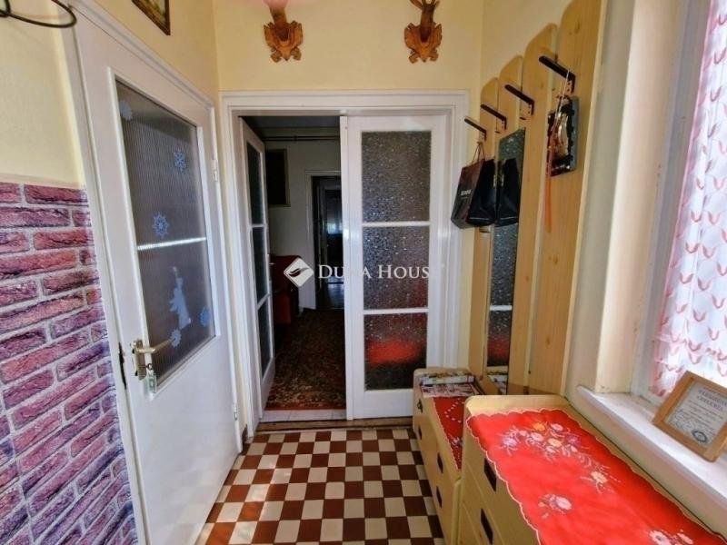 Eladó családi ház Budapest