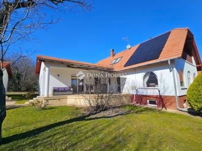Eladó családi ház Balatonalmádi