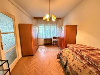 Eladó családi ház Budapest