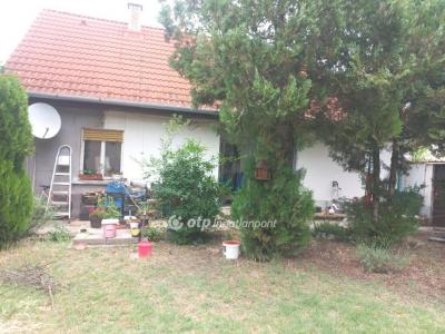 Eladó családi ház Pilis