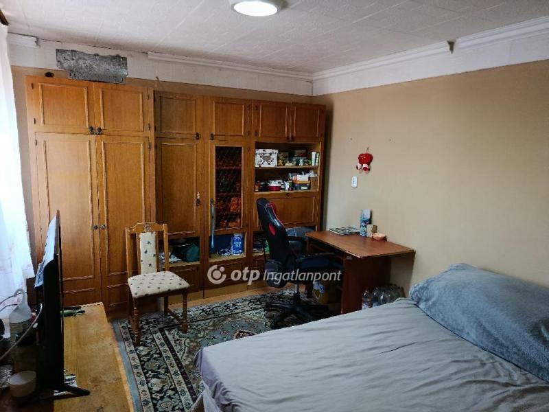 Eladó családi ház Debrecen