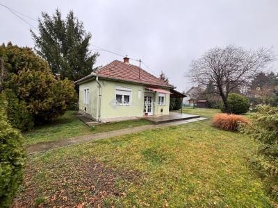 Eladó családi ház Százhalombatta