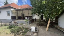 Eladó családi ház Üllő