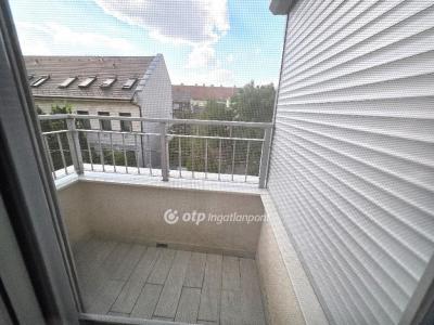 Eladó lakás Kecskemét