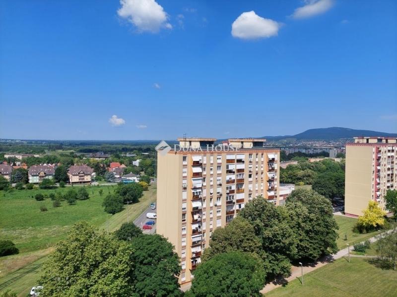 Eladó lakás Pécs