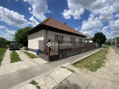 Eladó családi ház Zsámbok