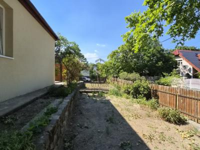 Eladó családi ház Budapest