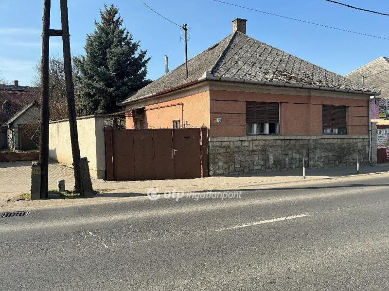 Eladó családi ház Nagykálló
