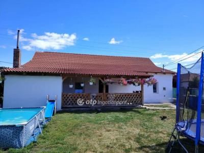 Eladó családi ház Tápiógyörgye