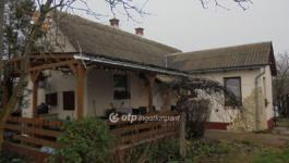 Eladó lakás Debrecen