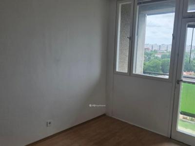 Eladó lakás Debrecen