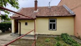 Eladó családi ház Pécs