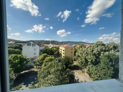 Eladó lakás Pécs
