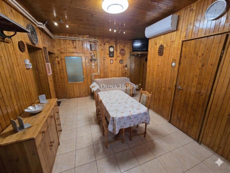 Eladó családi ház Győr