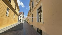 Eladó lakás Pécs