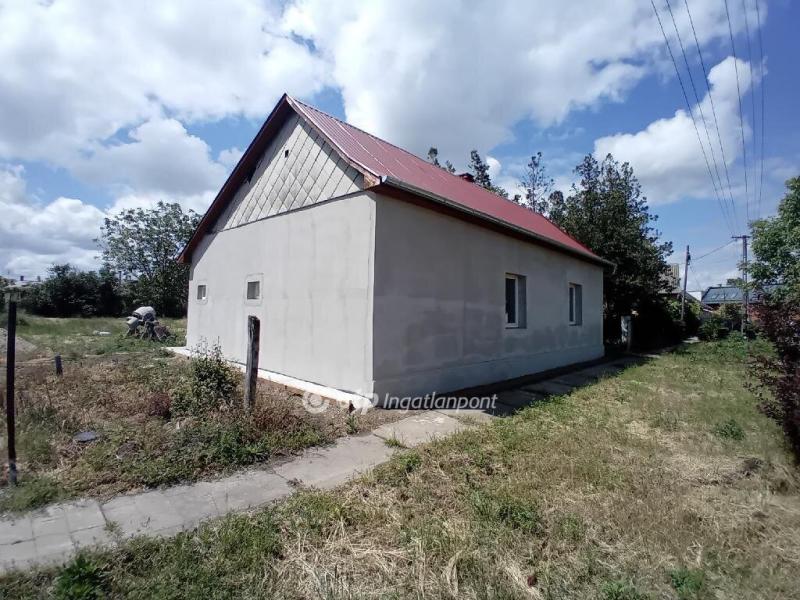 Eladó családi ház Derecske
