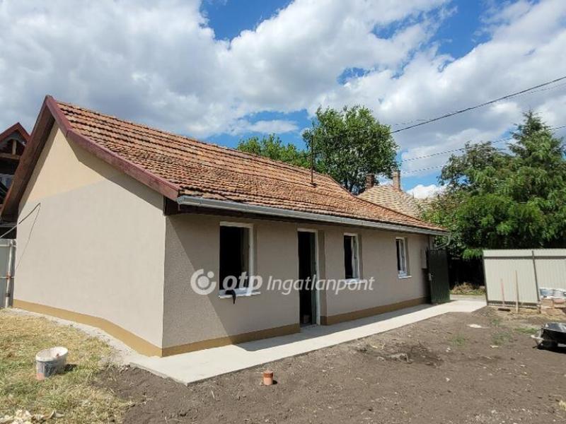 Eladó családi ház Jászberény