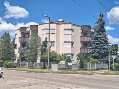 Eladó lakás Kecskemét