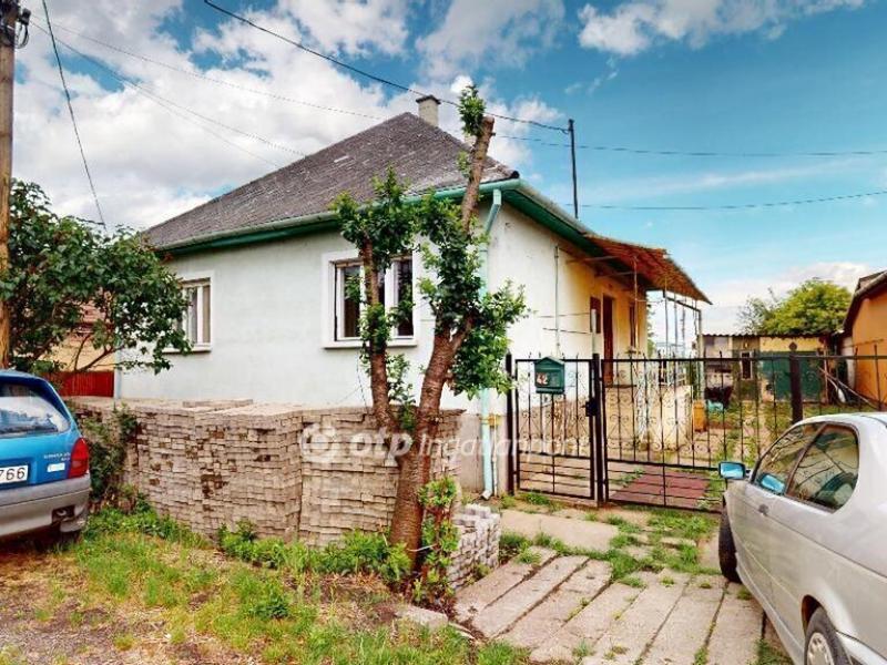 Eladó családi ház Szerencs