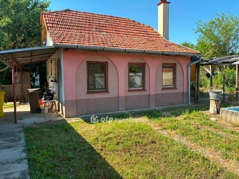 Eladó családi ház Mezőkovácsháza