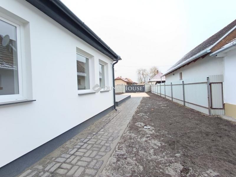 Eladó családi ház Nagykáta