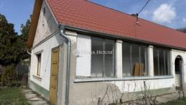 Eladó családi ház Mende