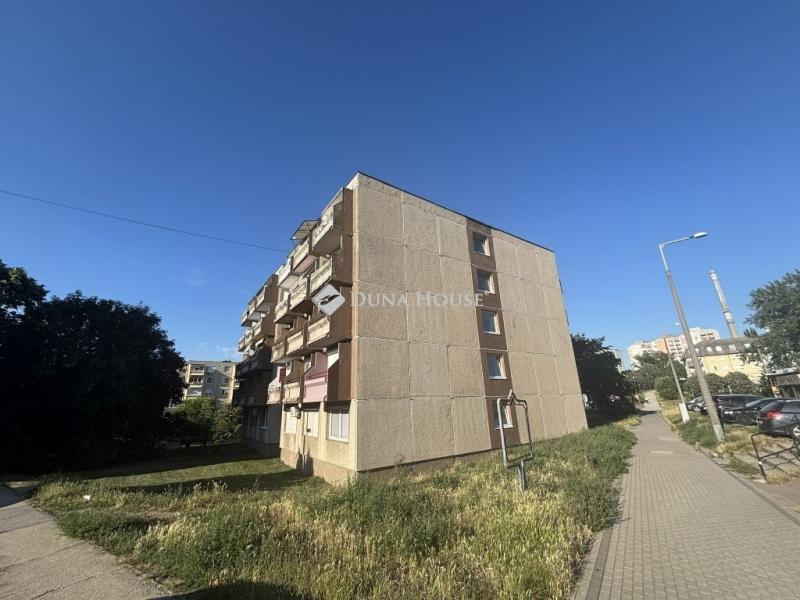 Eladó lakás Tatabánya