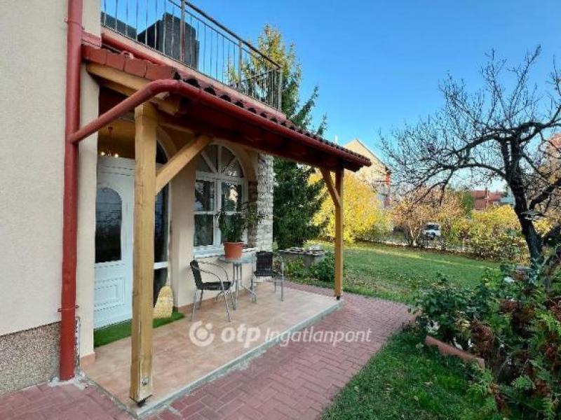 Eladó családi ház Balatonfüred
