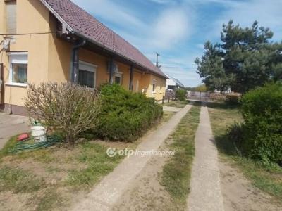 Eladó családi ház Nyírtelek