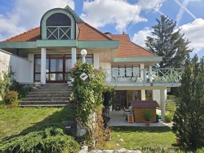 Eladó családi ház Pécs